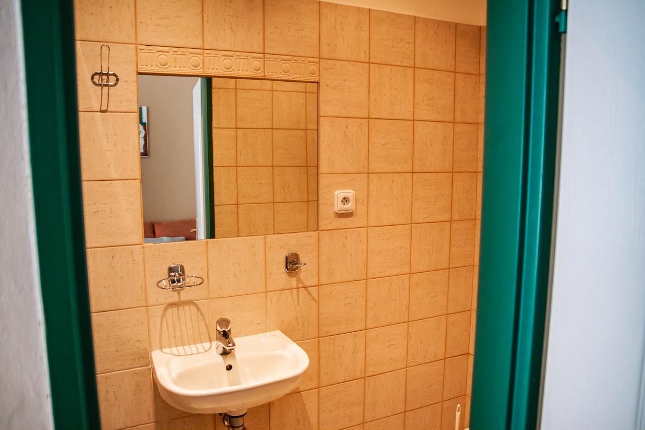 פראג Hotel Sunflower מראה חיצוני תמונה
