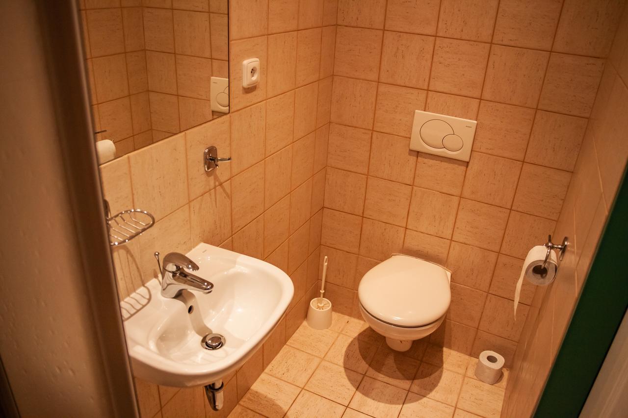 פראג Hotel Sunflower מראה חיצוני תמונה